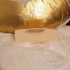 Cream  2 Tone Hair Claw Clip